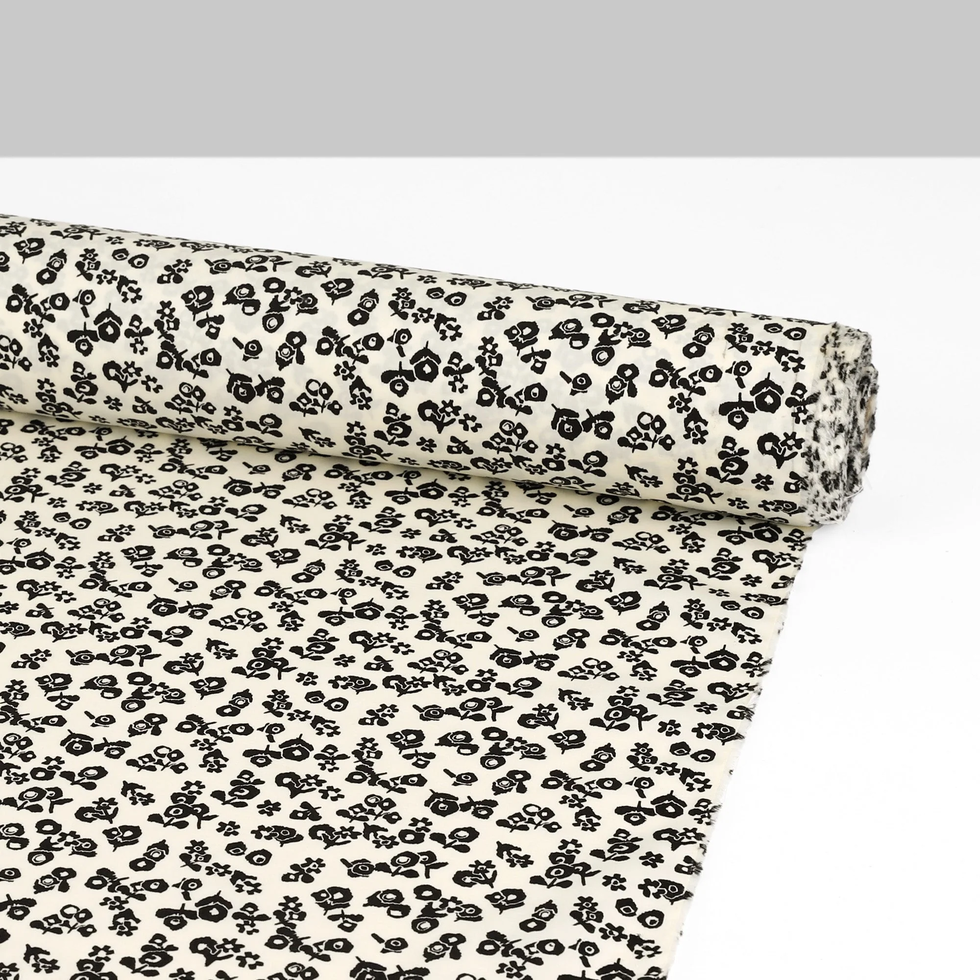 Fifties Flower Poplin - Cream/Black - Image 2
