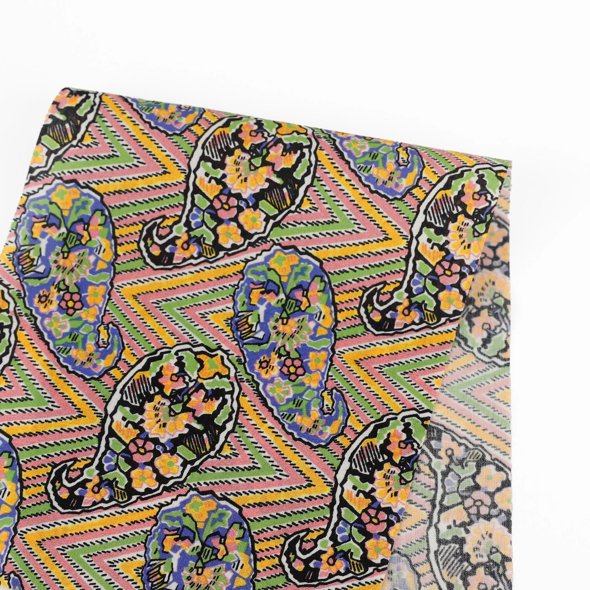Liberty Organic Tana Lawn - Zig Zag Paisley/A