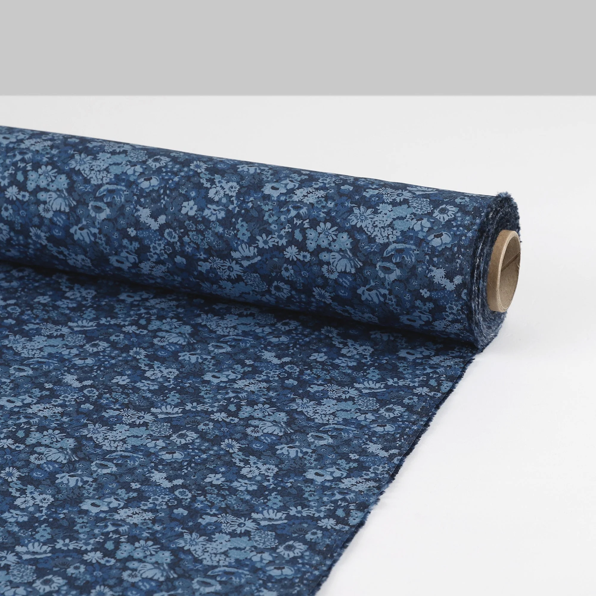 Liberty Piccadilly Poplin - Thorpe Hill/A - Image 3