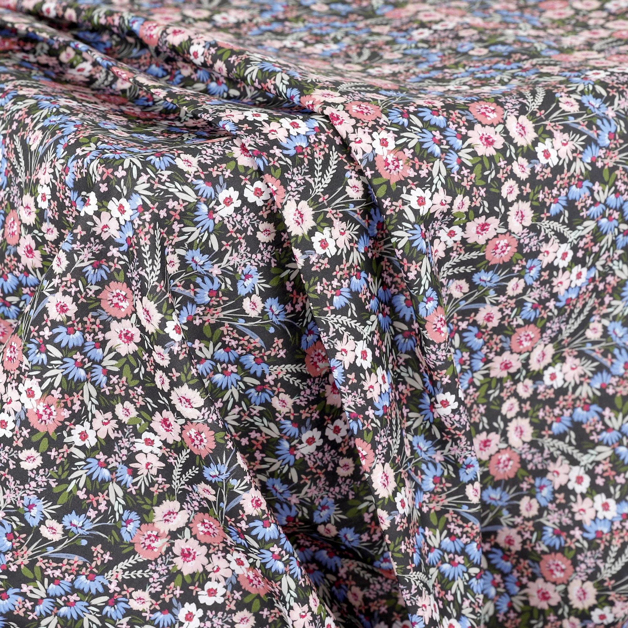Liberty Tana Lawn - Sophia Garden/C - Image 2