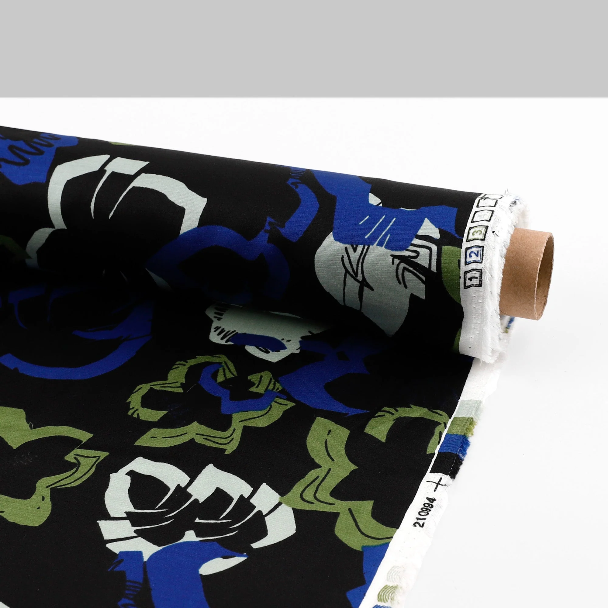 Monstera Lightweight Silk/Cotton Sateen - Black - Image 3